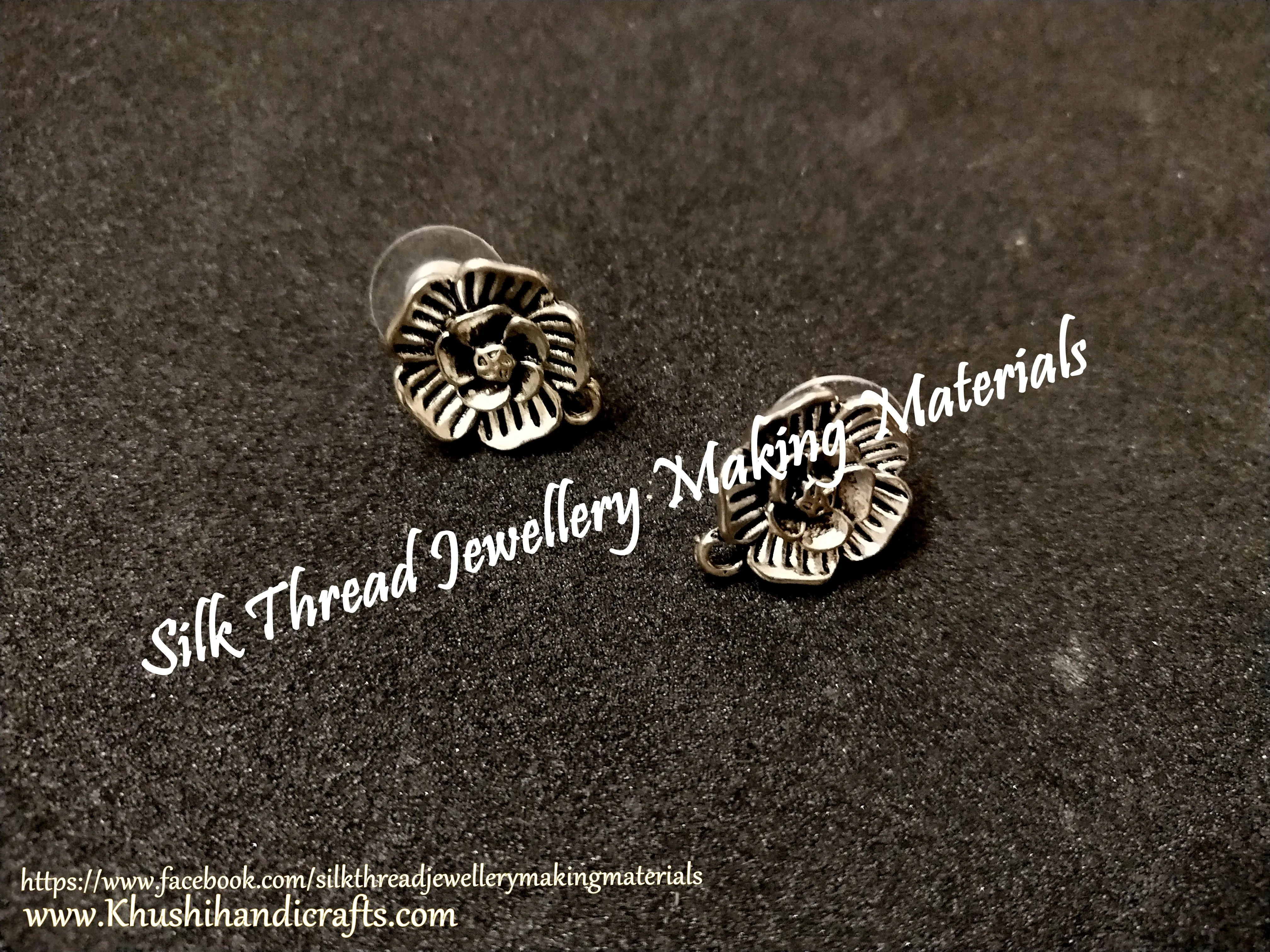 Antique Silver Flower studs -ST66