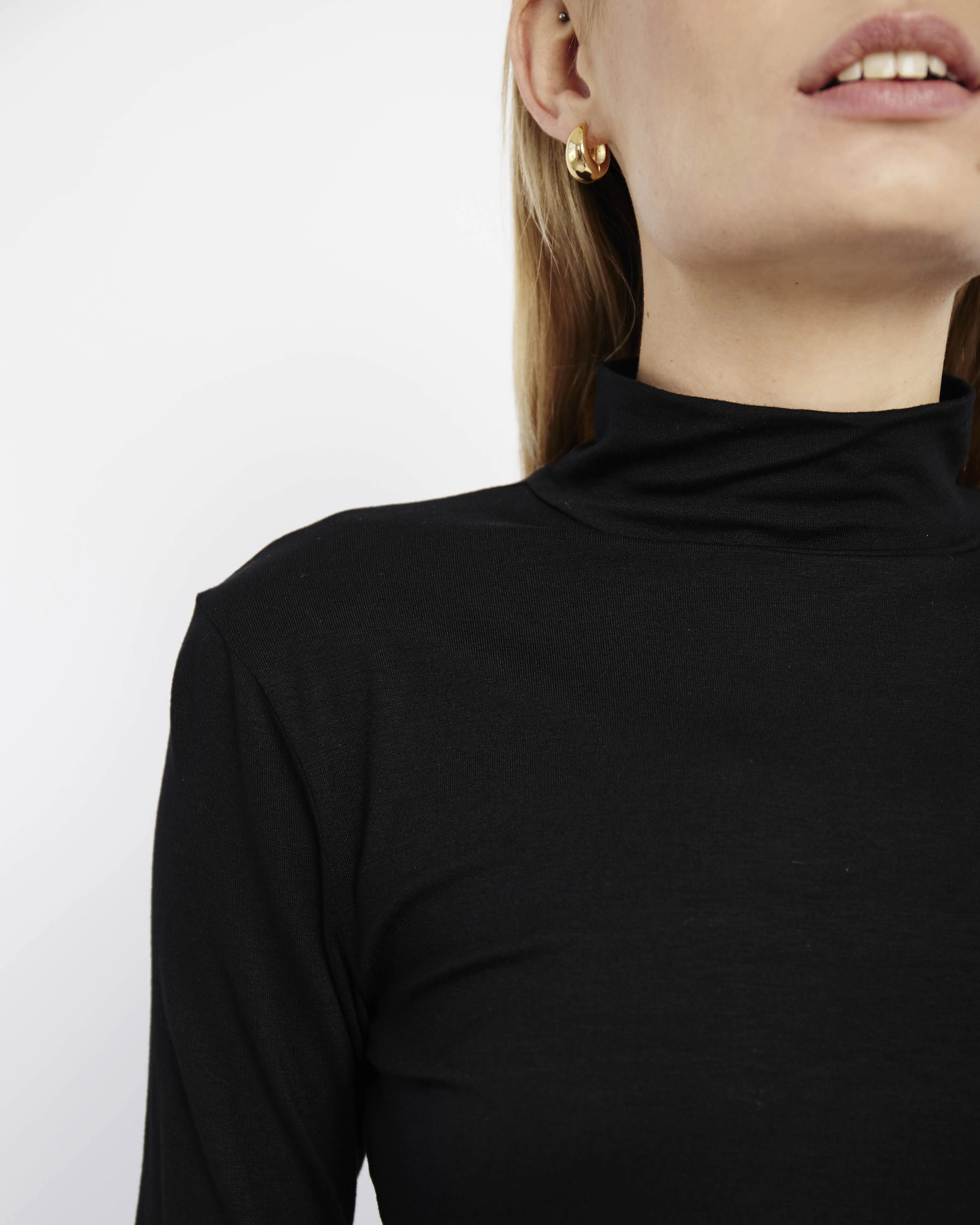 Basic Longsleeve Polo in Black