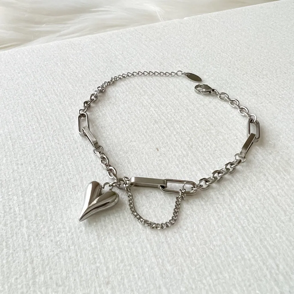 Chained Heart Bracelet