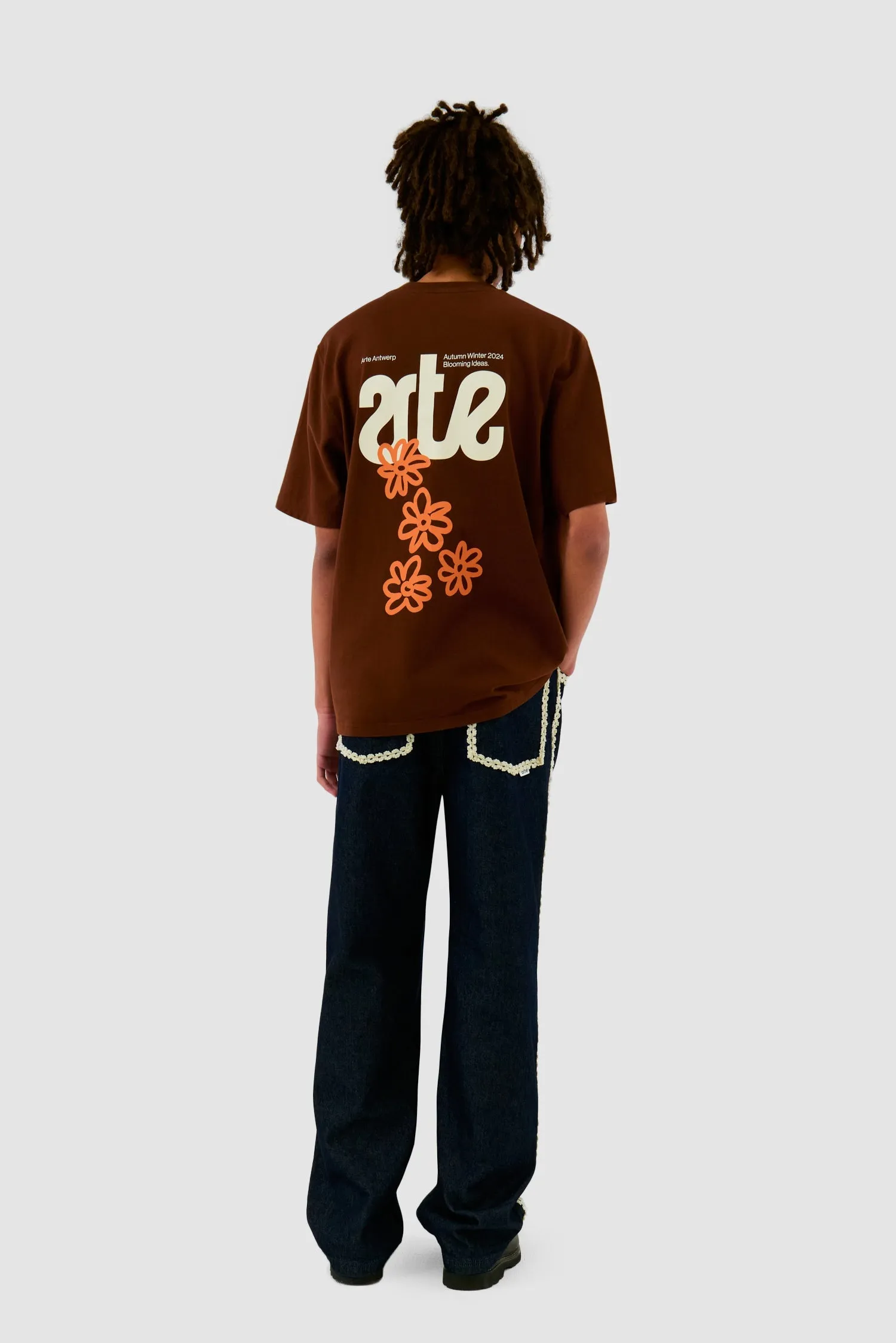 FLOWERS BACK TEE-SHIRT BROWN