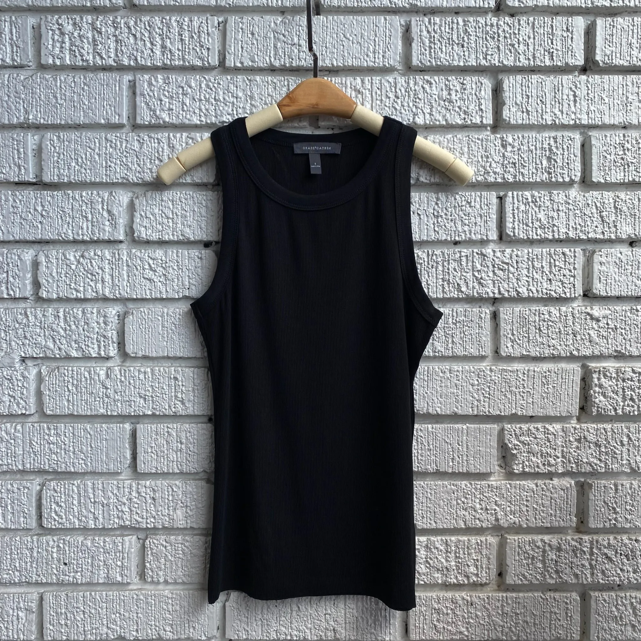 JOANIE Ribbed Tank