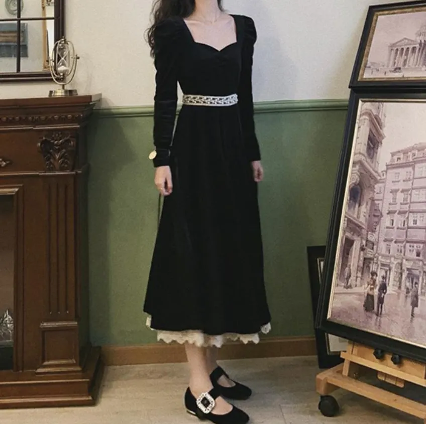 Longsleeved Velvet Dress With Heart Neckline