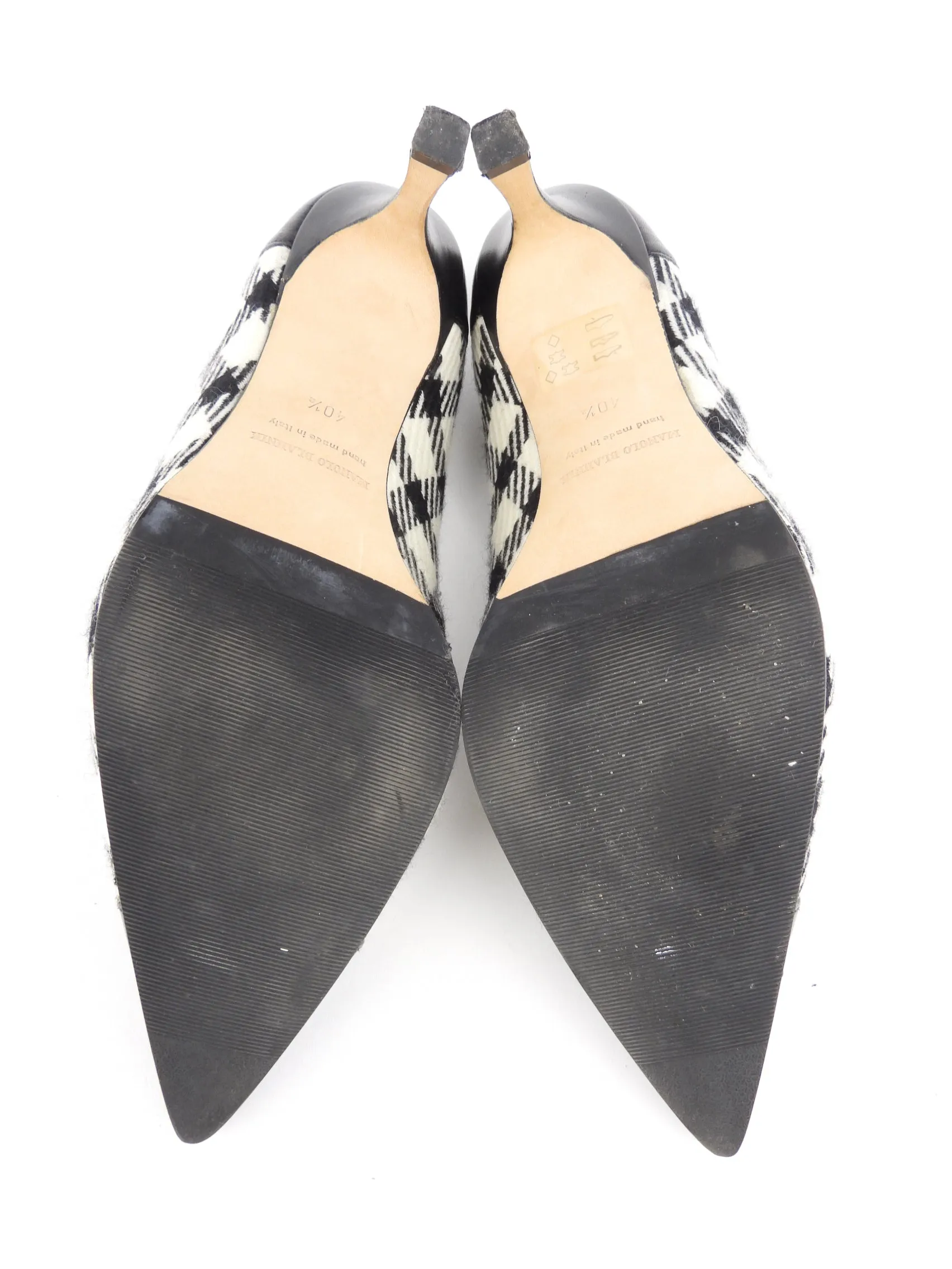 Manolo Blahnik Black and White Check and Leather Faggio Cap Toe Pumps - 40.5