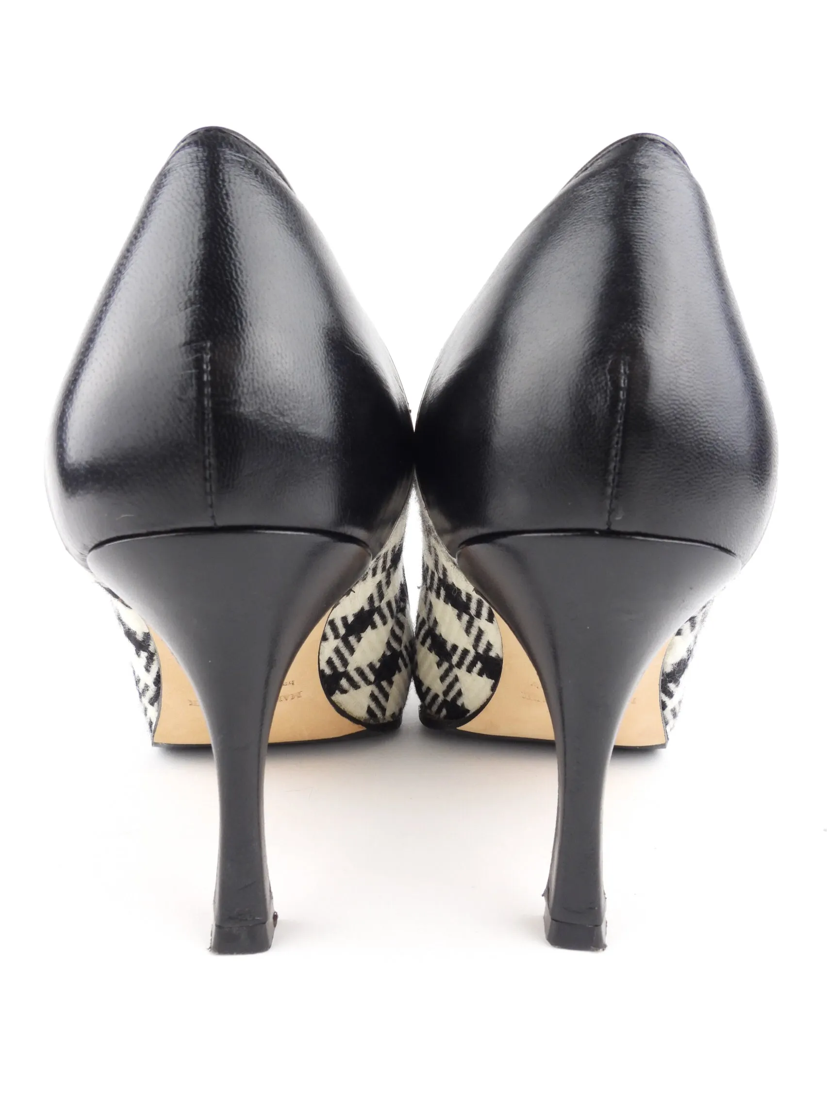 Manolo Blahnik Black and White Check and Leather Faggio Cap Toe Pumps - 40.5