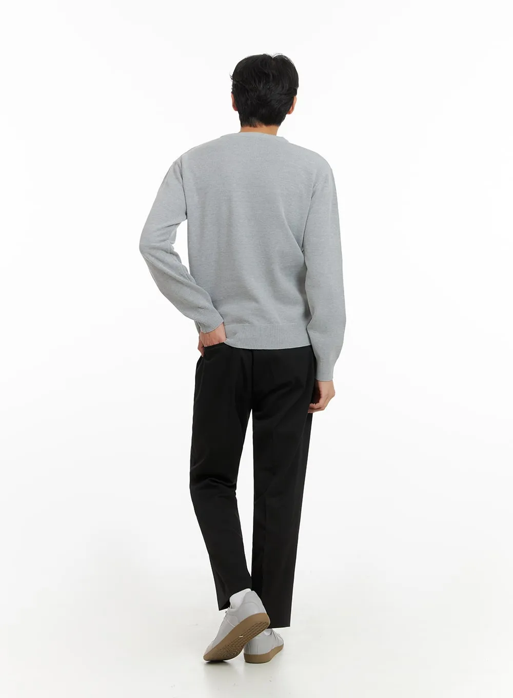 Men's Basic Crew Neck Sweater IA402