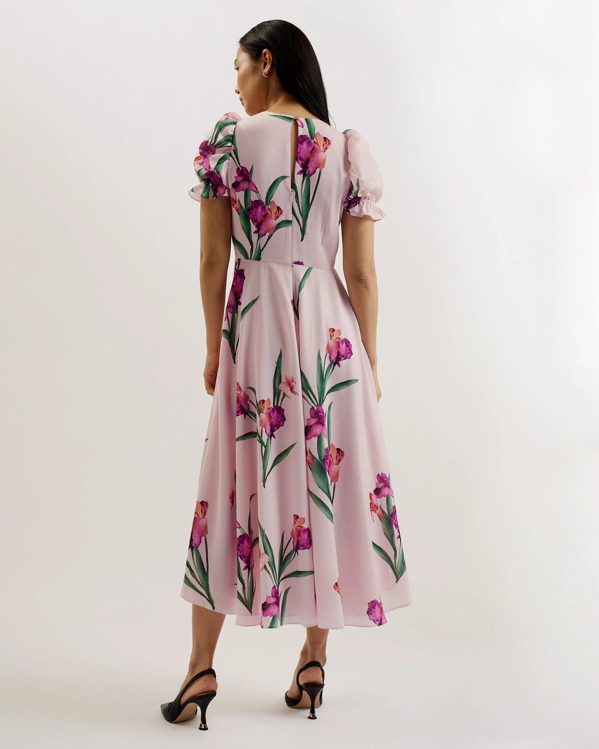 Meriel Midi Tea Dress With Puff Sleeves Lt-Pink