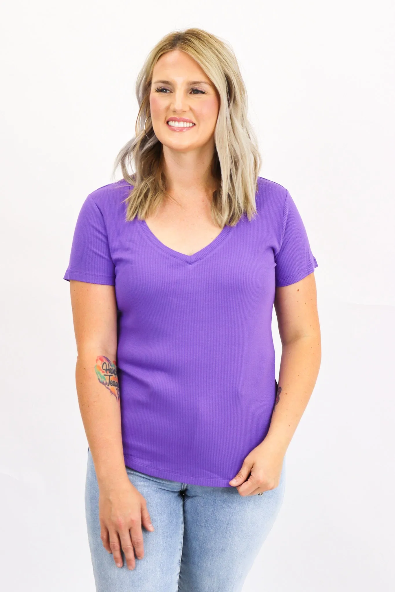 The Ribbed Basic V Neck Tee